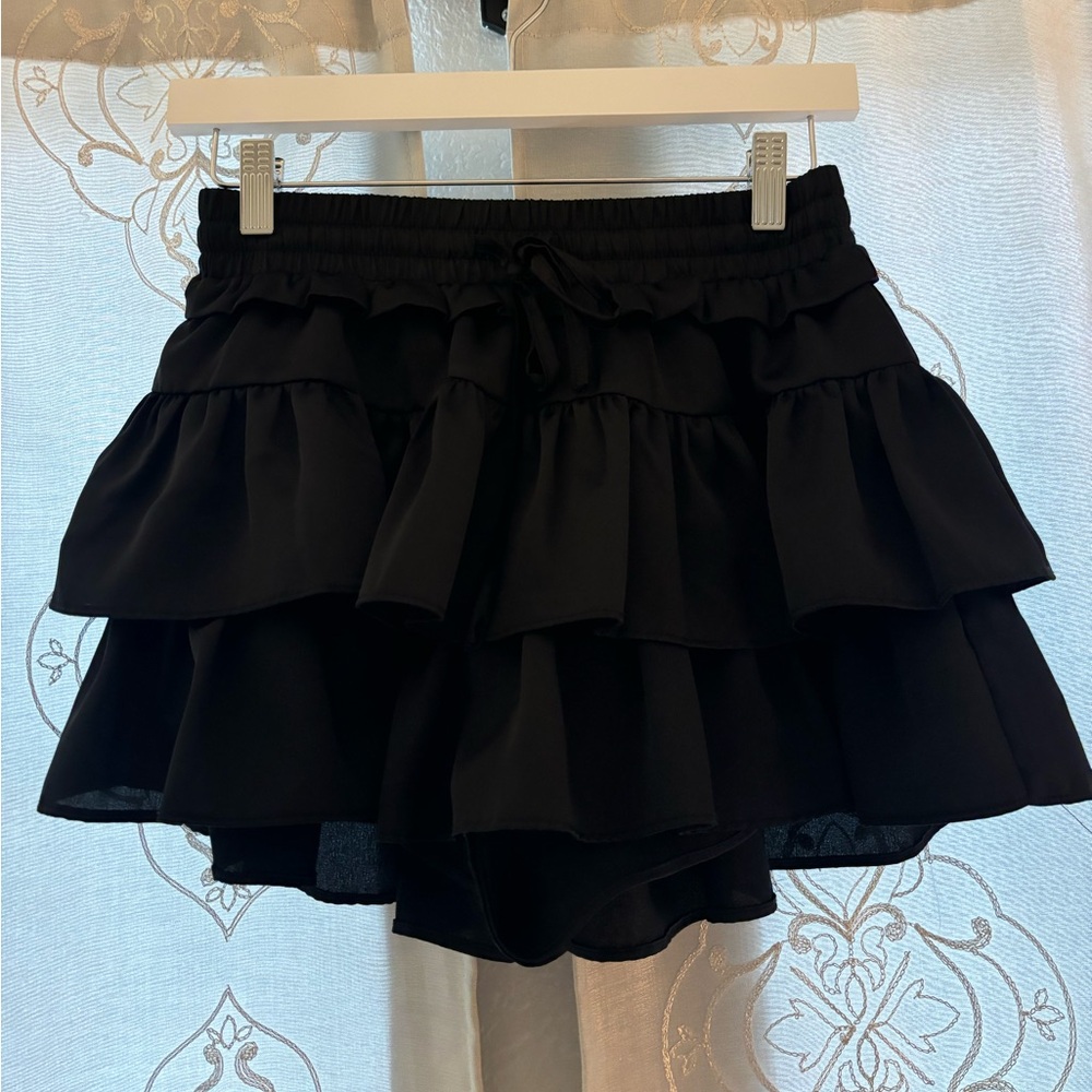 DAY + MOON SIZE SMALL SKORT